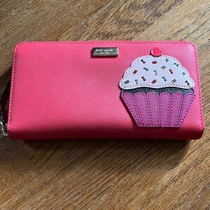 Kate Spade Take the Cake Cupcake Wallet